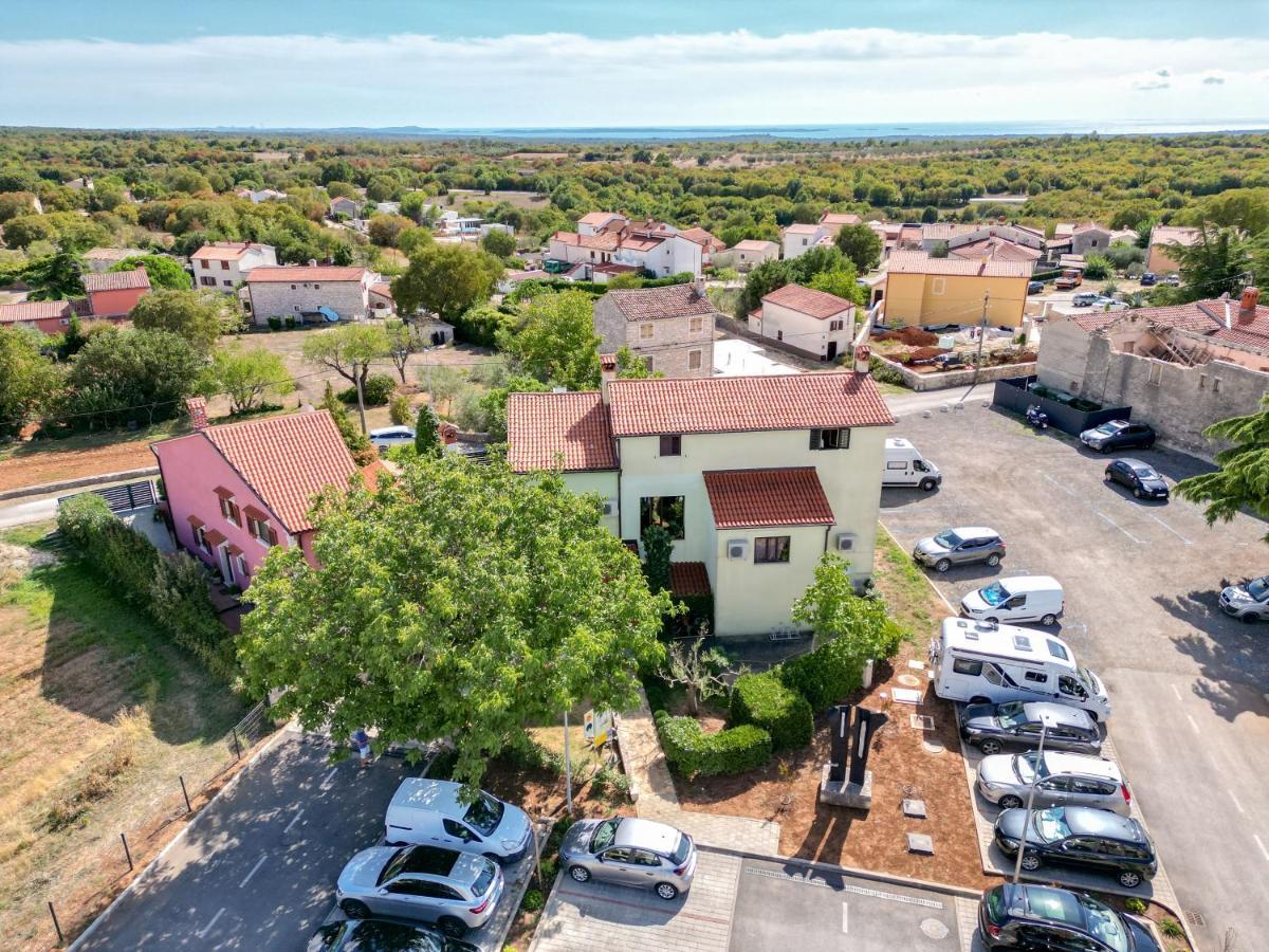 Magic Holiday Apartment Бале Экстерьер фото